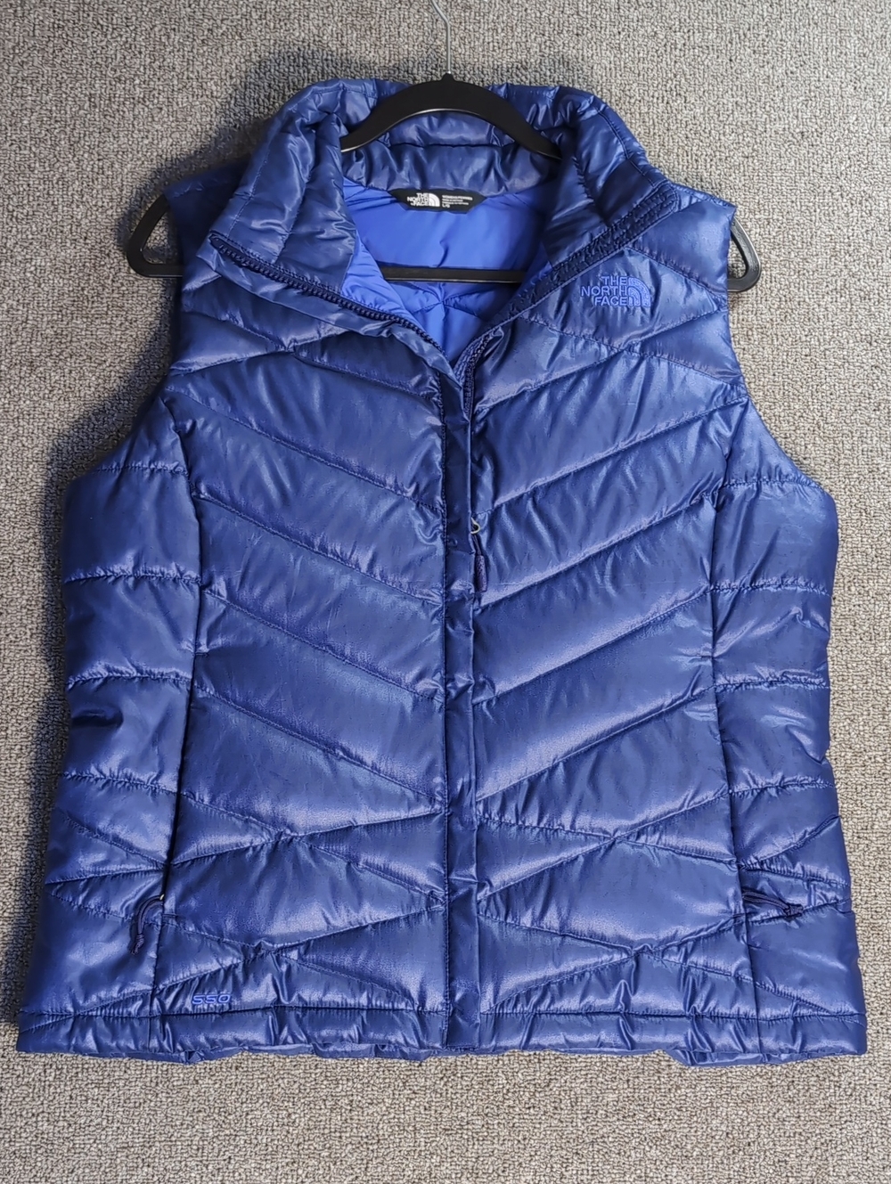 The North Face 550 Goose Down Aconcagua Quilted Puffer Vest Sz L in Metallic 💜